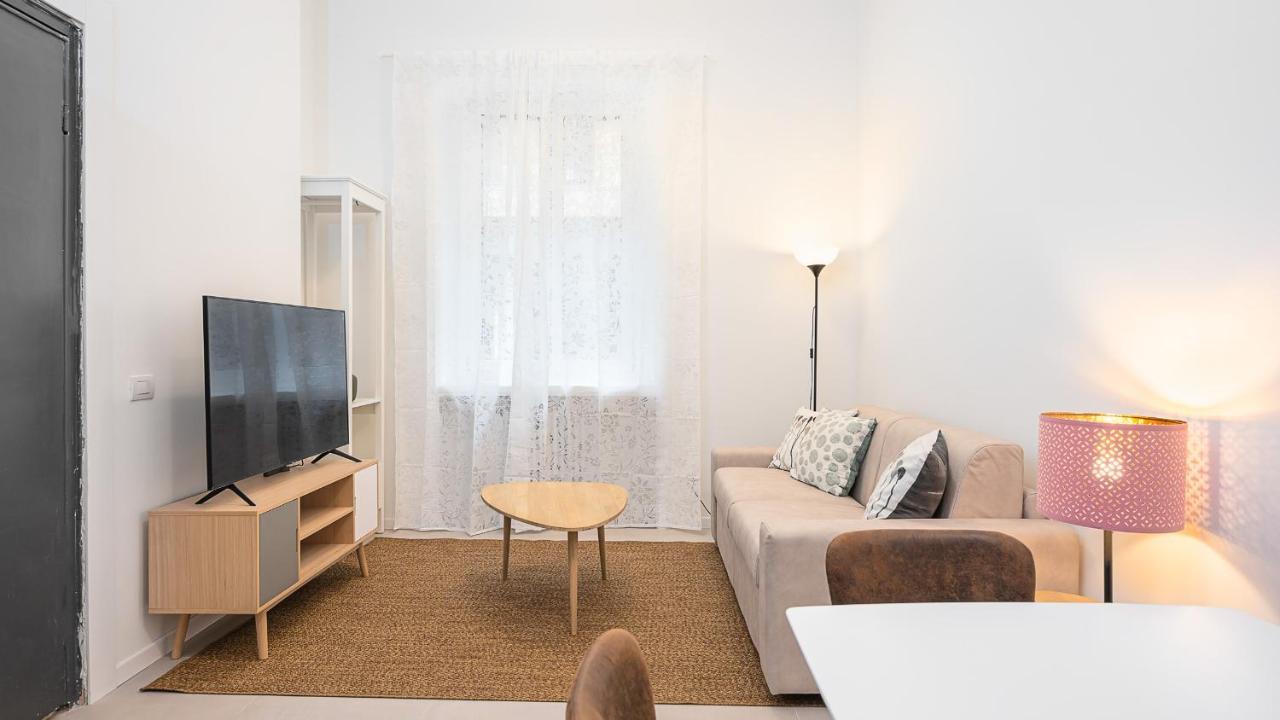 Classbnb - Due Moderni Appartamenti A 1Km Dall'Arco Della Pace 밀라노 외부 사진